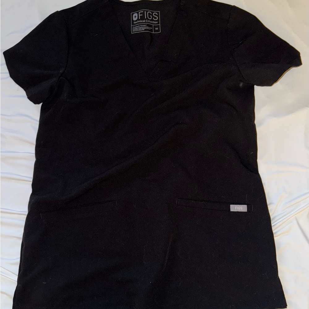 FIGS Casma top